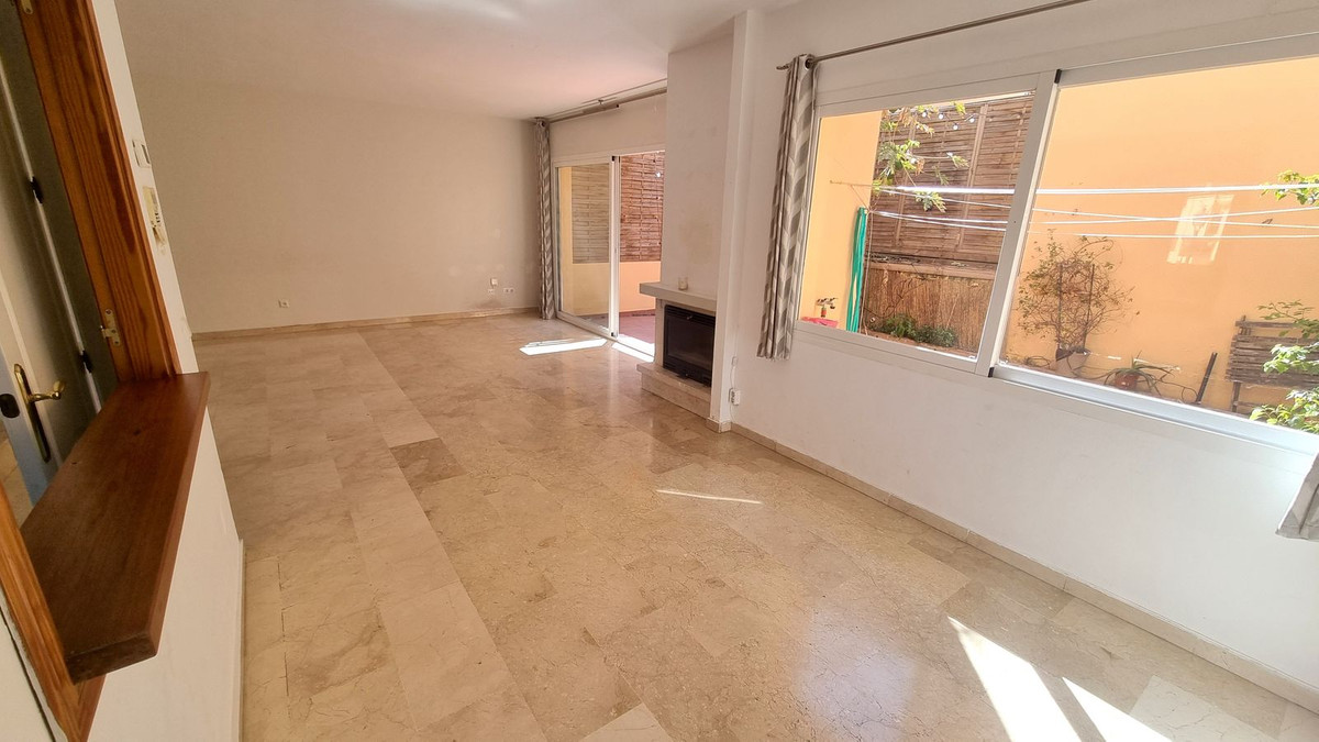 3 Bed Townhouse for sale in Nueva Andalucía Costa Del Sol, Málaga, Spain