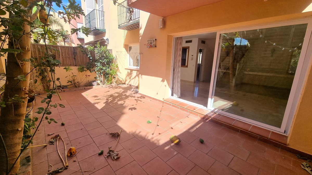 3 Bed Townhouse for sale in Nueva Andalucía Costa Del Sol, Málaga, Spain