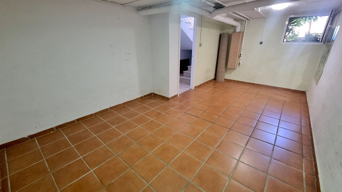 3 Bed Townhouse for sale in Nueva Andalucía Costa Del Sol, Málaga, Spain