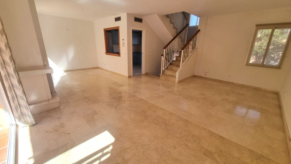 3 Bed Townhouse for sale in Nueva Andalucía Costa Del Sol, Málaga, Spain