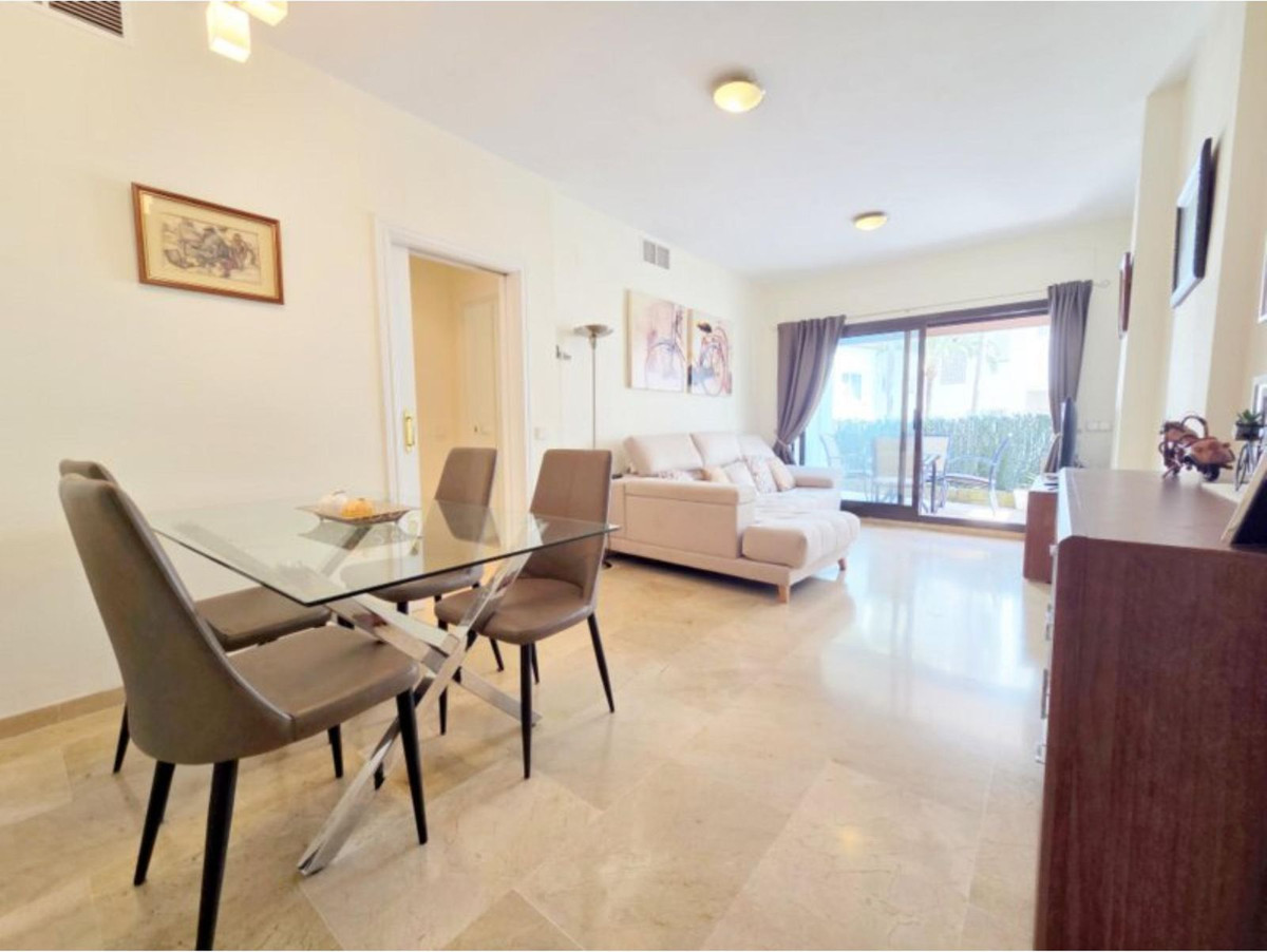 Se vende Apartamento Planta Baja de 2 dormitorios en Costa Del Sol, Málaga, España