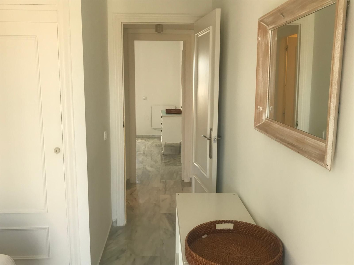 2 Bed Apartment for sale in Estepona Costa Del Sol, Málaga, Spain