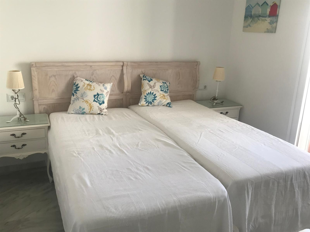 2 Bed Apartment for sale in Estepona Costa Del Sol, Málaga, Spain