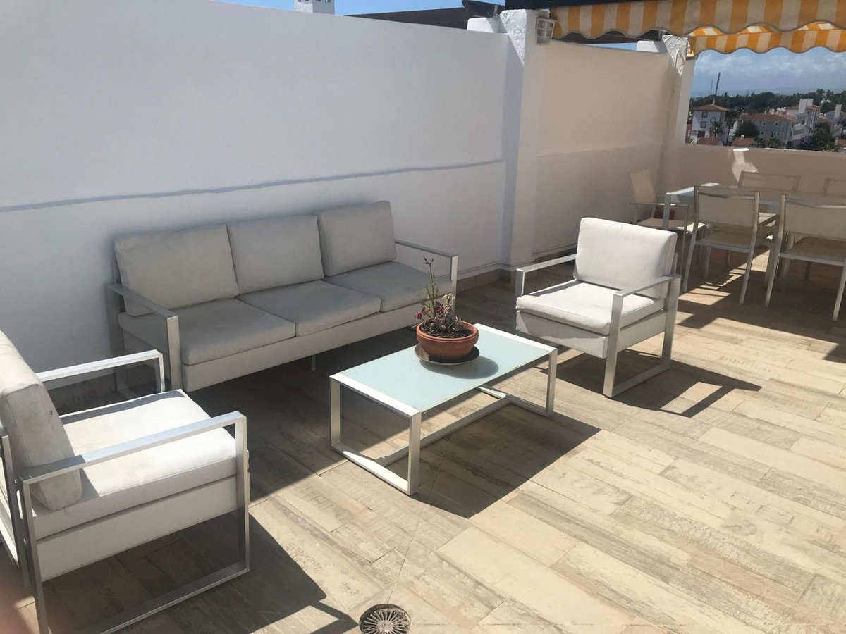 2 Bed Apartment for sale in Estepona Costa Del Sol, Málaga, Spain
