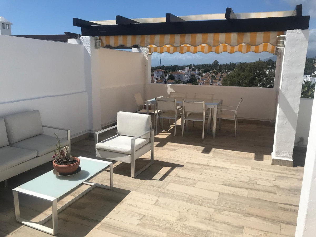 2 Bed Apartment for sale in Estepona Costa Del Sol, Málaga, Spain