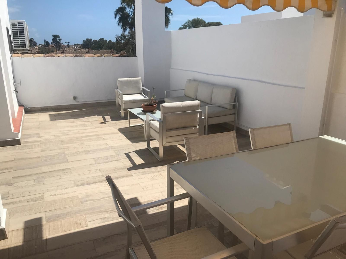 2 Bed Apartment for sale in Estepona Costa Del Sol, Málaga, Spain