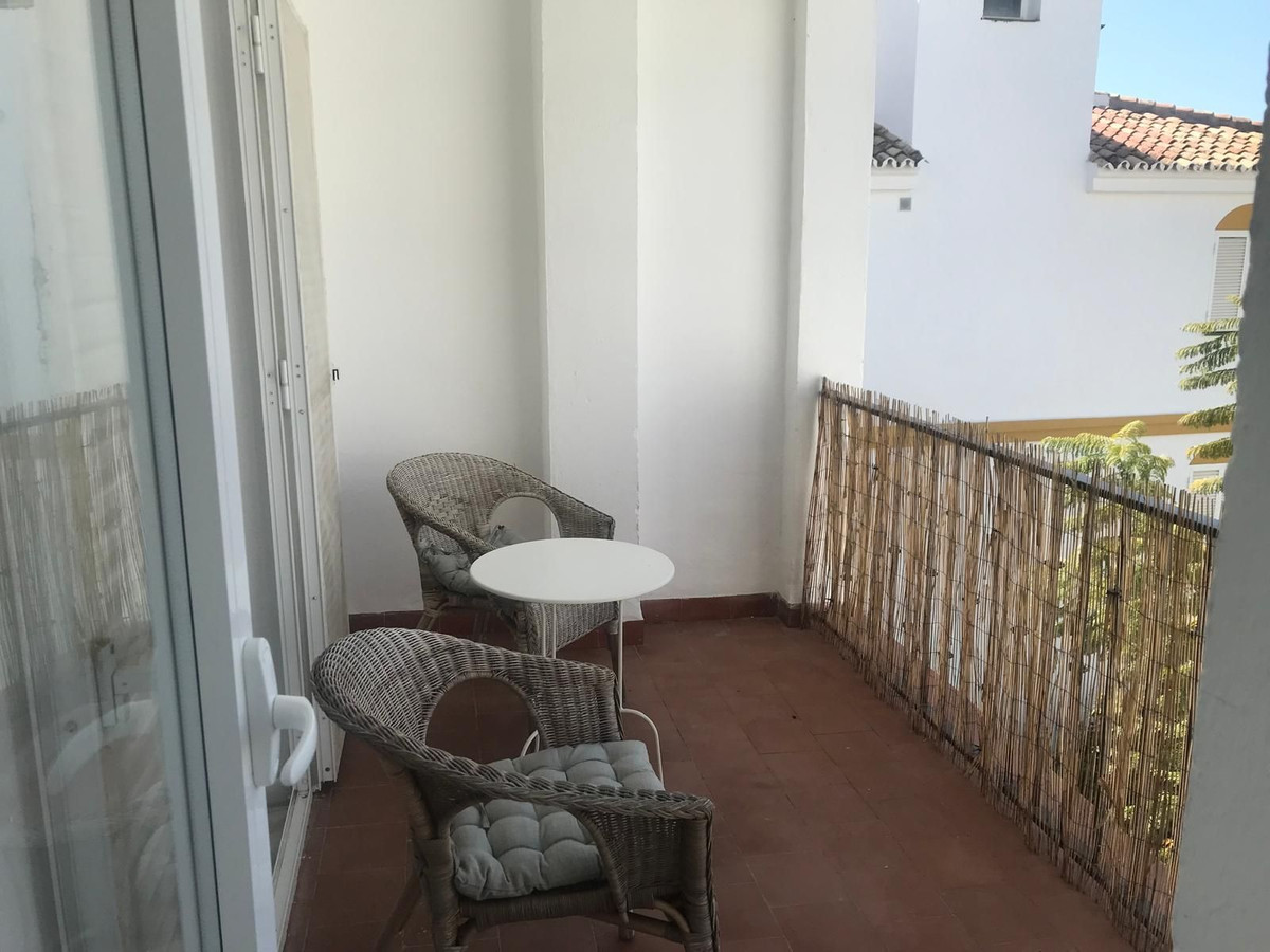 2 Bed Apartment for sale in Estepona Costa Del Sol, Málaga, Spain
