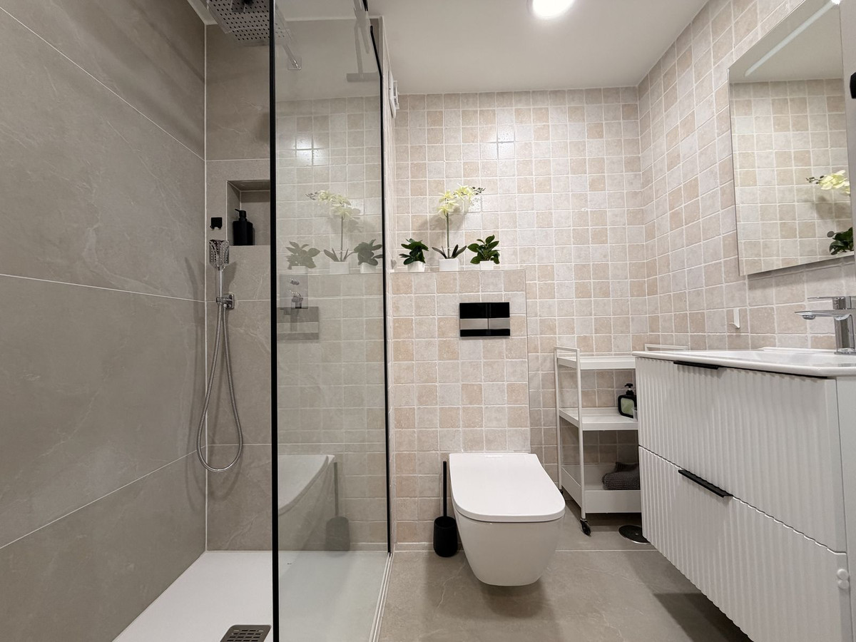 2 Bed Apartment for sale in Reserva De Marbella Costa Del Sol, Málaga, Spain