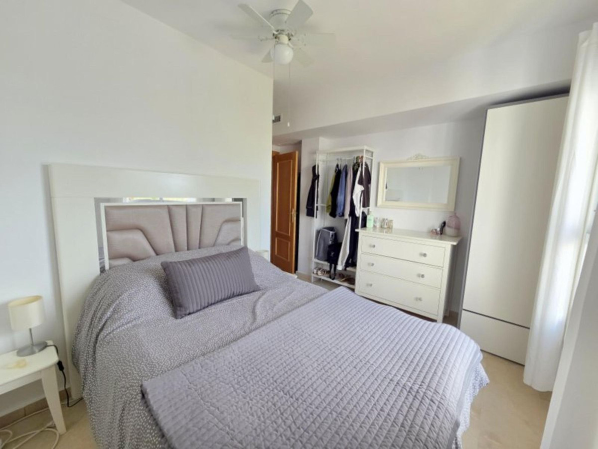 2 Bed Apartment for sale in La Duquesa Costa Del Sol, Málaga, Spain