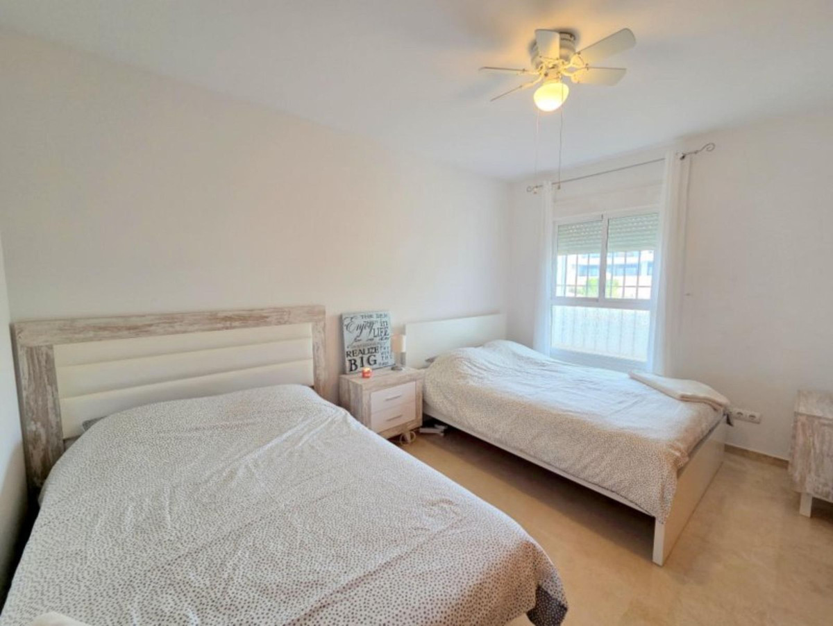 2 Bed Apartment for sale in La Duquesa Costa Del Sol, Málaga, Spain