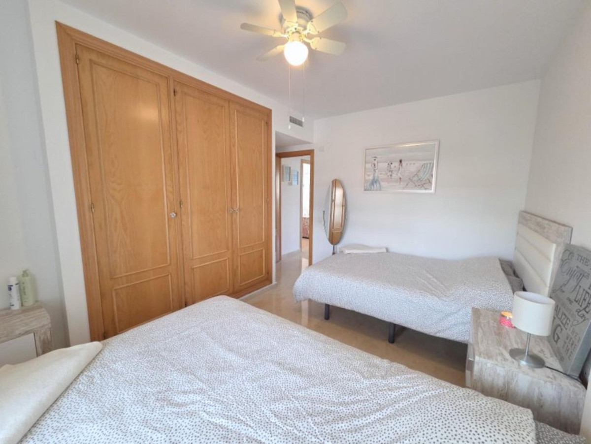 2 Bed Apartment for sale in La Duquesa Costa Del Sol, Málaga, Spain