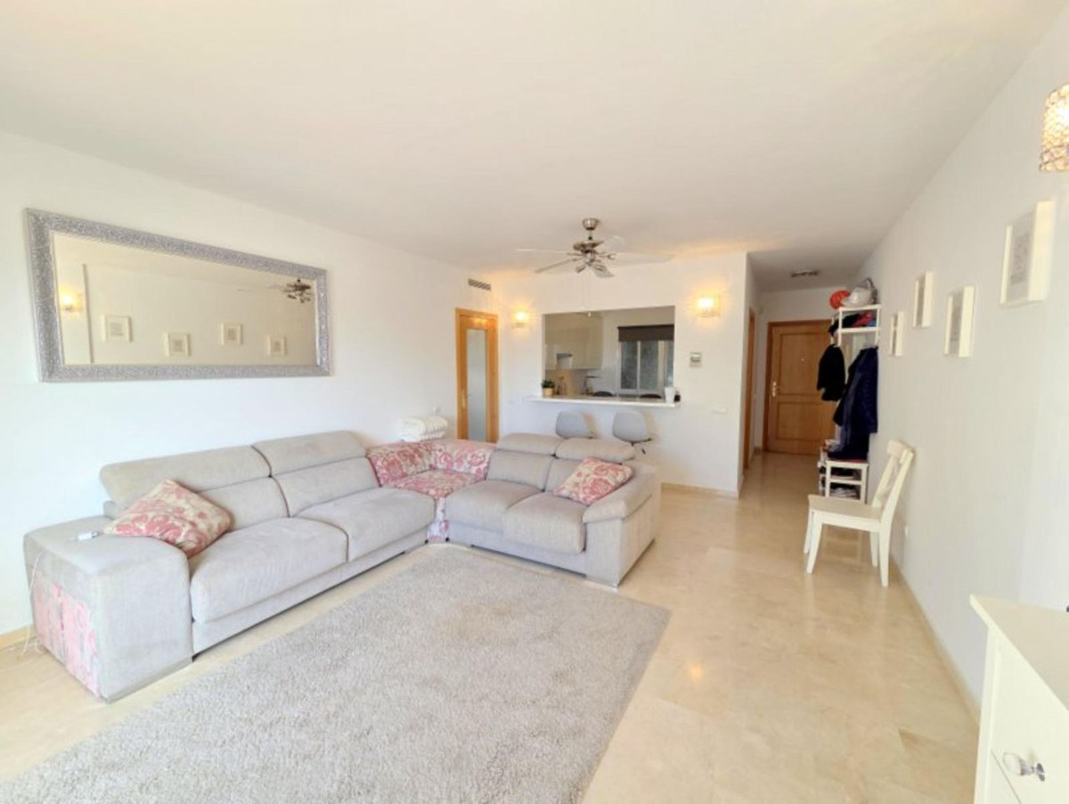 2 Bed Apartment for sale in La Duquesa Costa Del Sol, Málaga, Spain