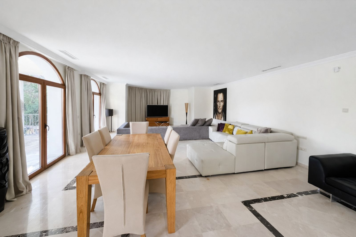 Se vende Villa - Chalet de 7 dormitorios en Costa Del Sol, Málaga, España