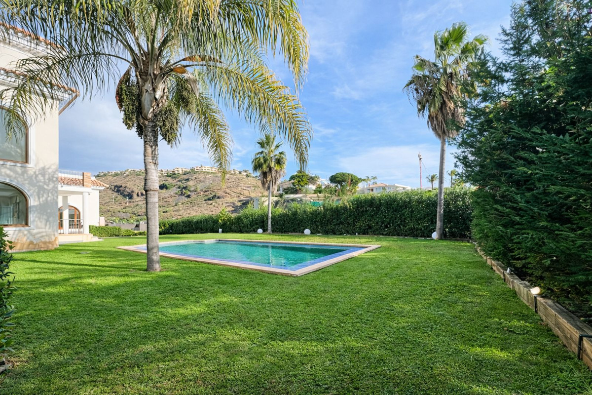 Se vende Villa - Chalet de 7 dormitorios en Costa Del Sol, Málaga, España