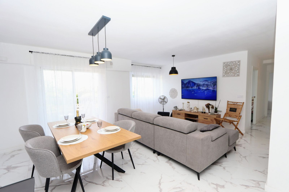 Se vende Apartamento Planta Media de 2 dormitorios en Costa Blanca, Alicante, España