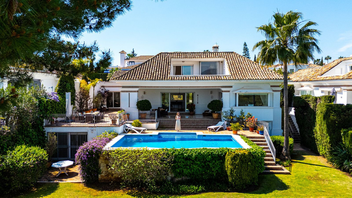 Se vende Villa - Chalet de 7 dormitorios en Costa Del Sol, Málaga, España