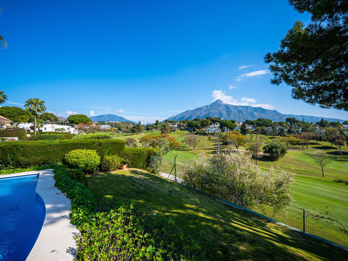 Se vende Villa - Chalet de 7 dormitorios en Costa Del Sol, Málaga, España