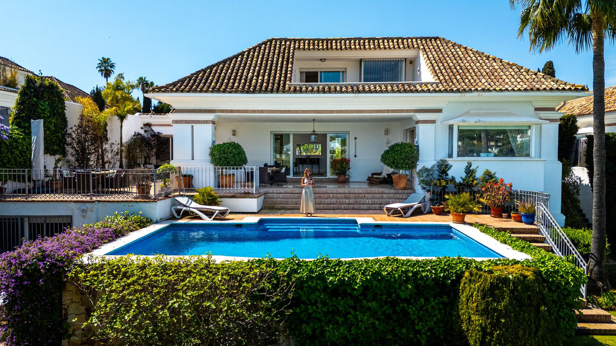 Se vende Villa - Chalet de 7 dormitorios en Costa Del Sol, Málaga, España
