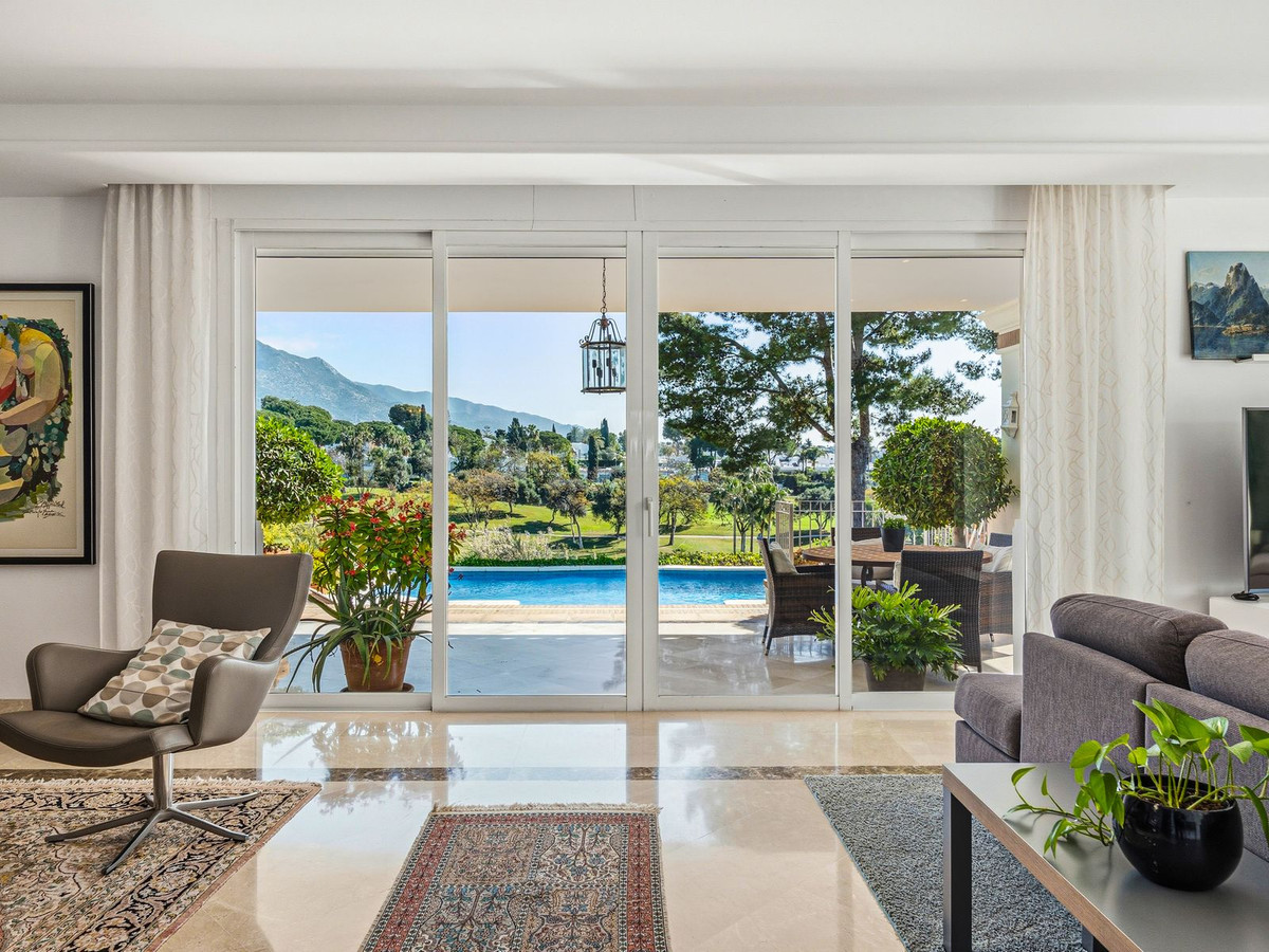 Se vende Villa - Chalet de 7 dormitorios en Costa Del Sol, Málaga, España