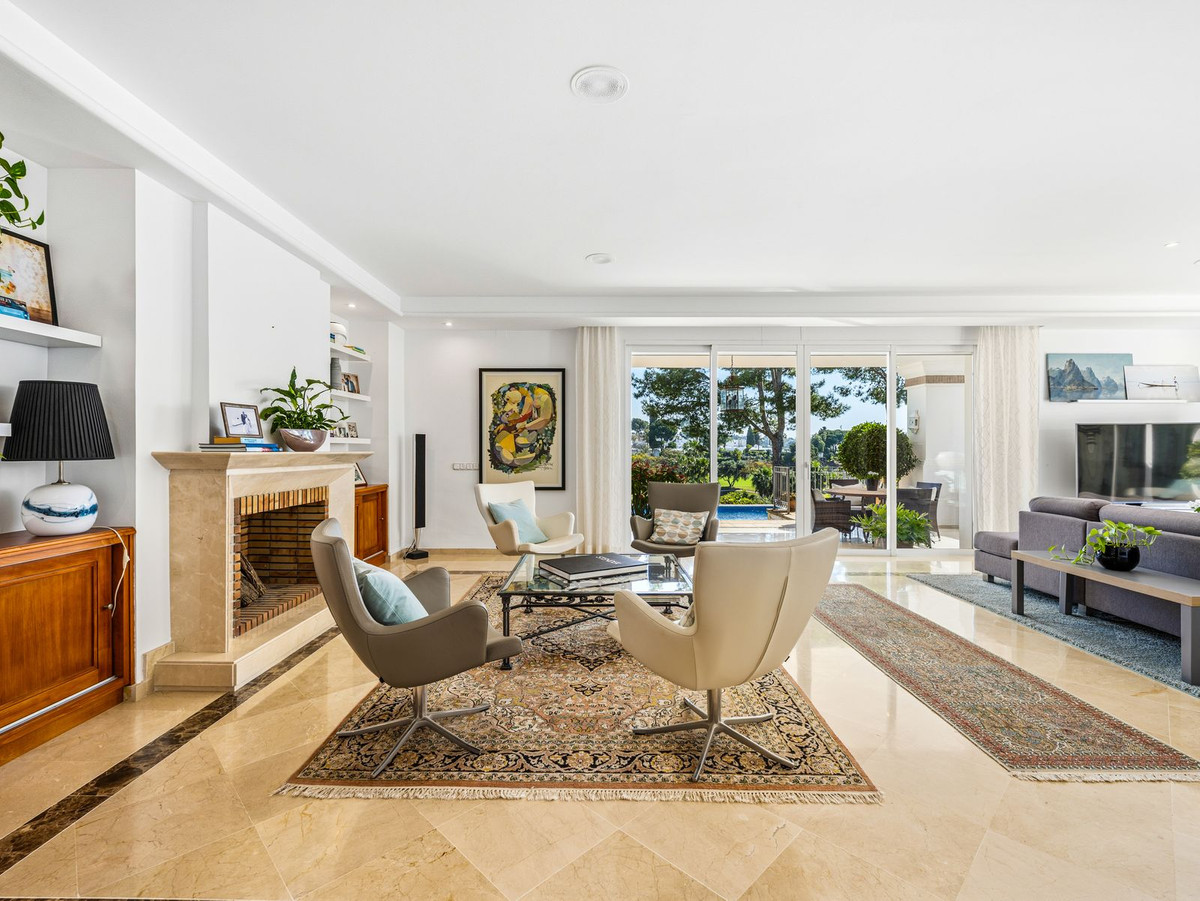 Se vende Villa - Chalet de 7 dormitorios en Costa Del Sol, Málaga, España