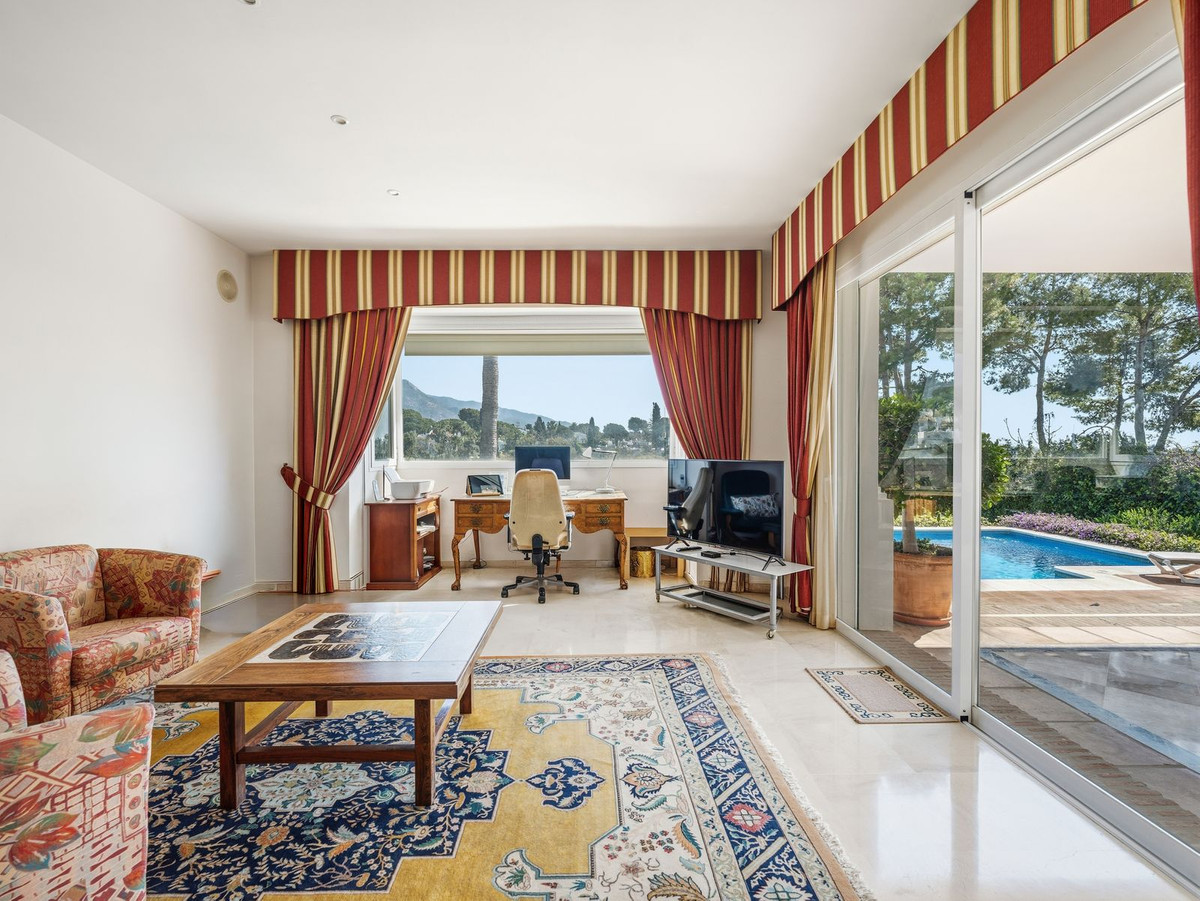 Se vende Villa - Chalet de 7 dormitorios en Costa Del Sol, Málaga, España