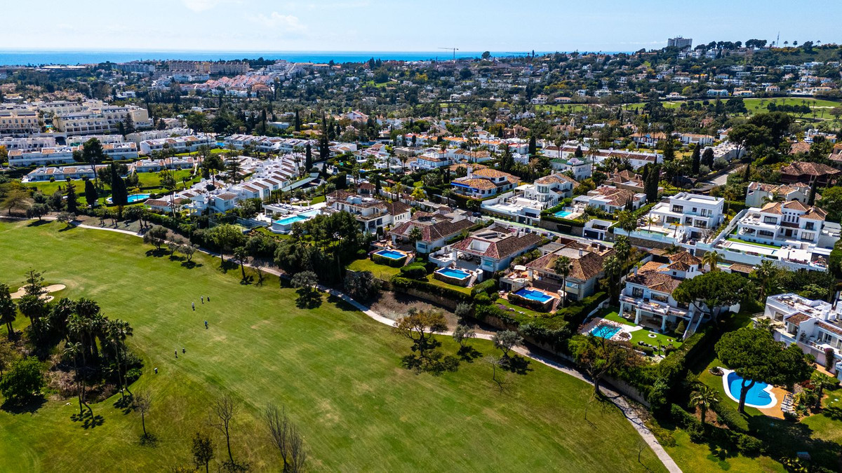 Se vende Villa - Chalet de 7 dormitorios en Costa Del Sol, Málaga, España