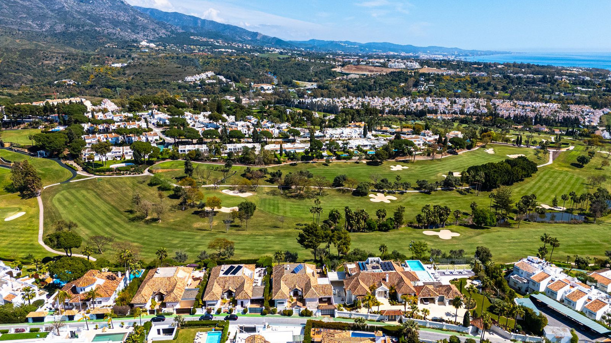 Se vende Villa - Chalet de 7 dormitorios en Costa Del Sol, Málaga, España
