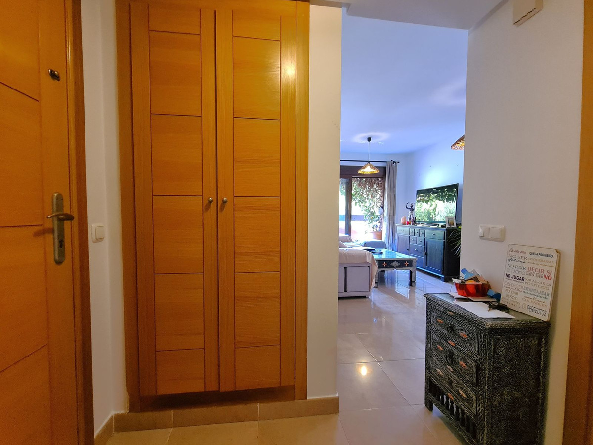 1 Bed Apartment for sale in Estepona Costa Del Sol, Málaga, Spain