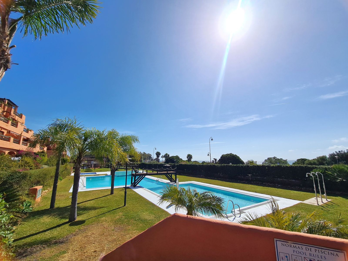 1 Bed Apartment for sale in Estepona Costa Del Sol, Málaga, Spain