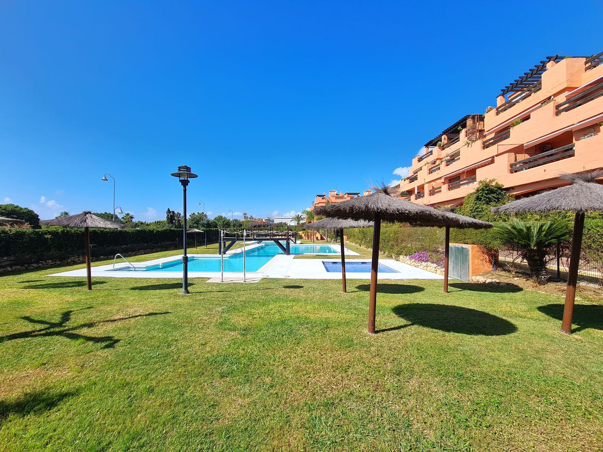 1 Bed Apartment for sale in Estepona Costa Del Sol, Málaga, Spain