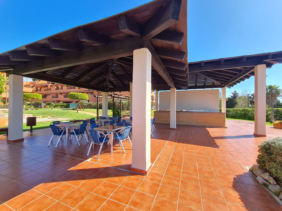 1 Bed Apartment for sale in Estepona Costa Del Sol, Málaga, Spain