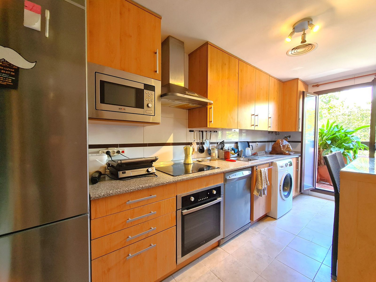 1 Bed Apartment for sale in Estepona Costa Del Sol, Málaga, Spain