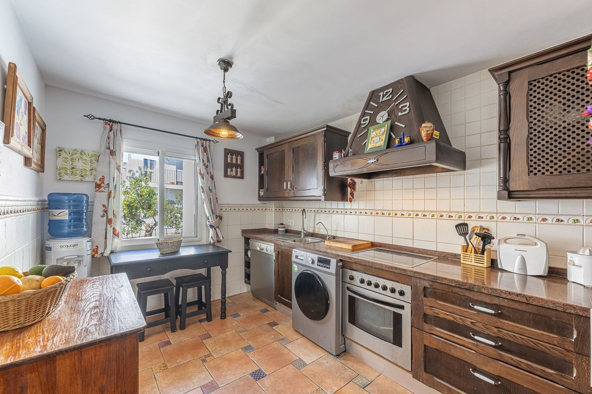2 Bed Apartment for sale in Ojén Costa Del Sol, Málaga, Spain