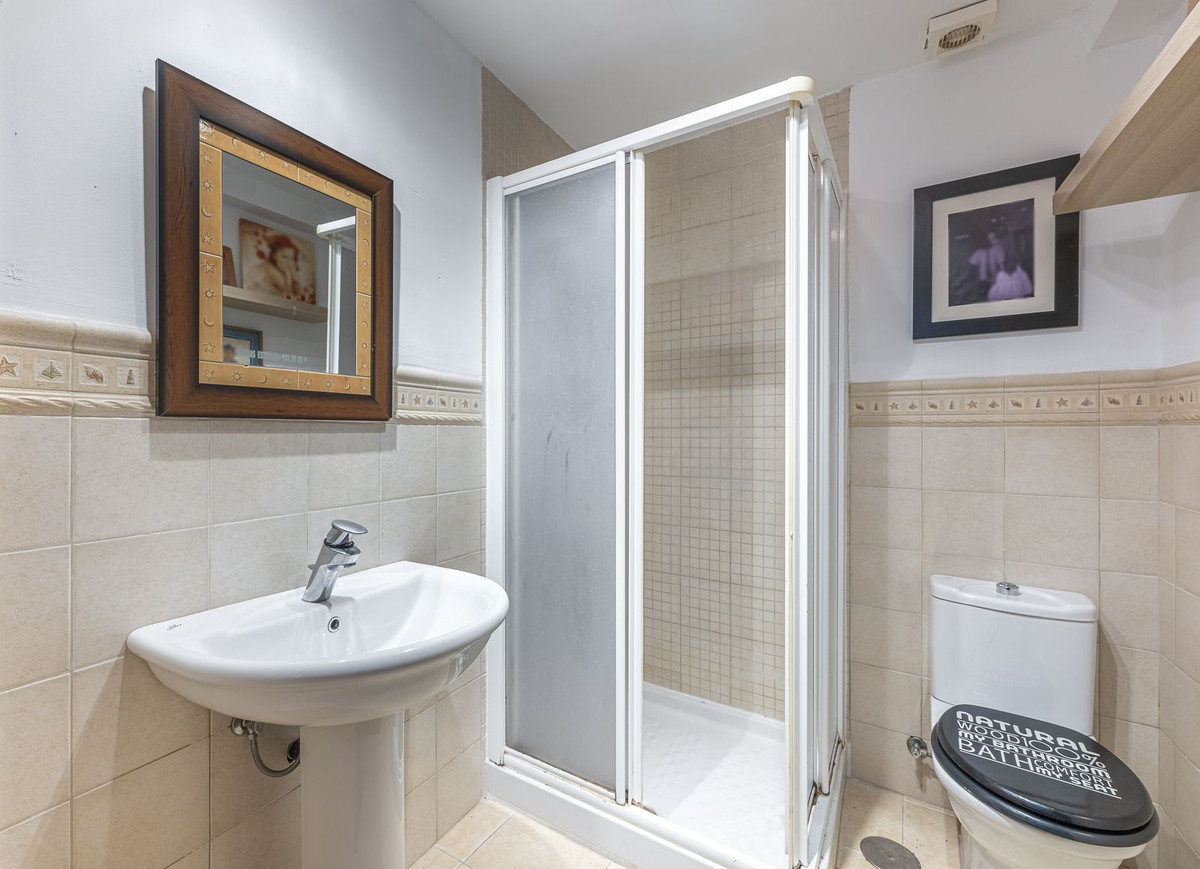 2 Bed Apartment for sale in Ojén Costa Del Sol, Málaga, Spain