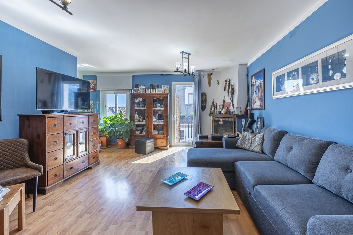 2 Bed Apartment for sale in Ojén Costa Del Sol, Málaga, Spain