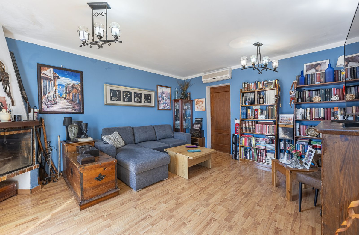 2 Bed Apartment for sale in Ojén Costa Del Sol, Málaga, Spain