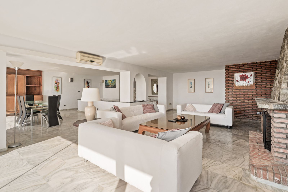 2 Bed Apartment for sale in Torremolinos Costa Del Sol, Málaga, Spain
