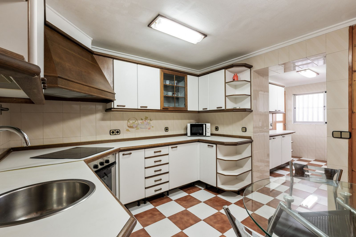 2 Bed Apartment for sale in Torremolinos Costa Del Sol, Málaga, Spain