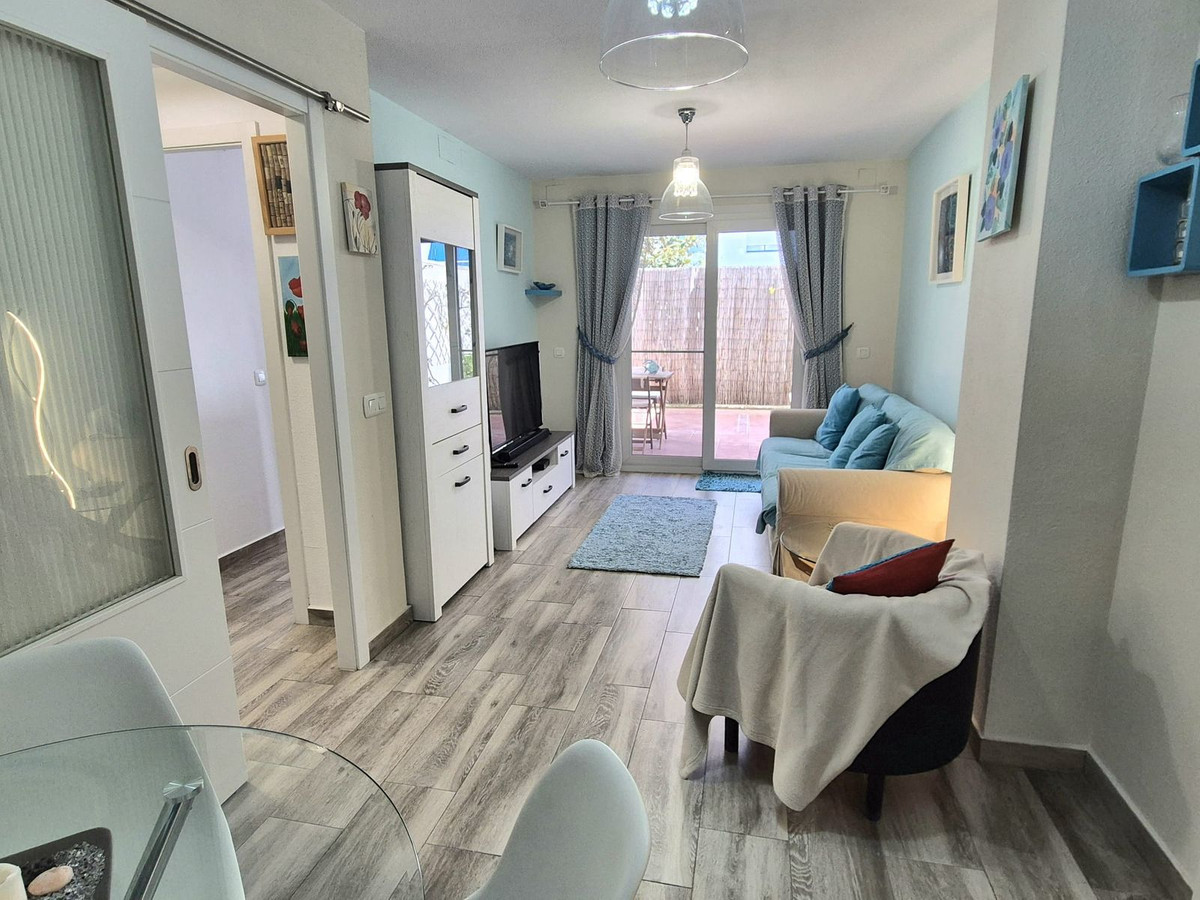 Se vende Apartamento Planta Baja de 2 dormitorios en Costa Del Sol, Málaga, España