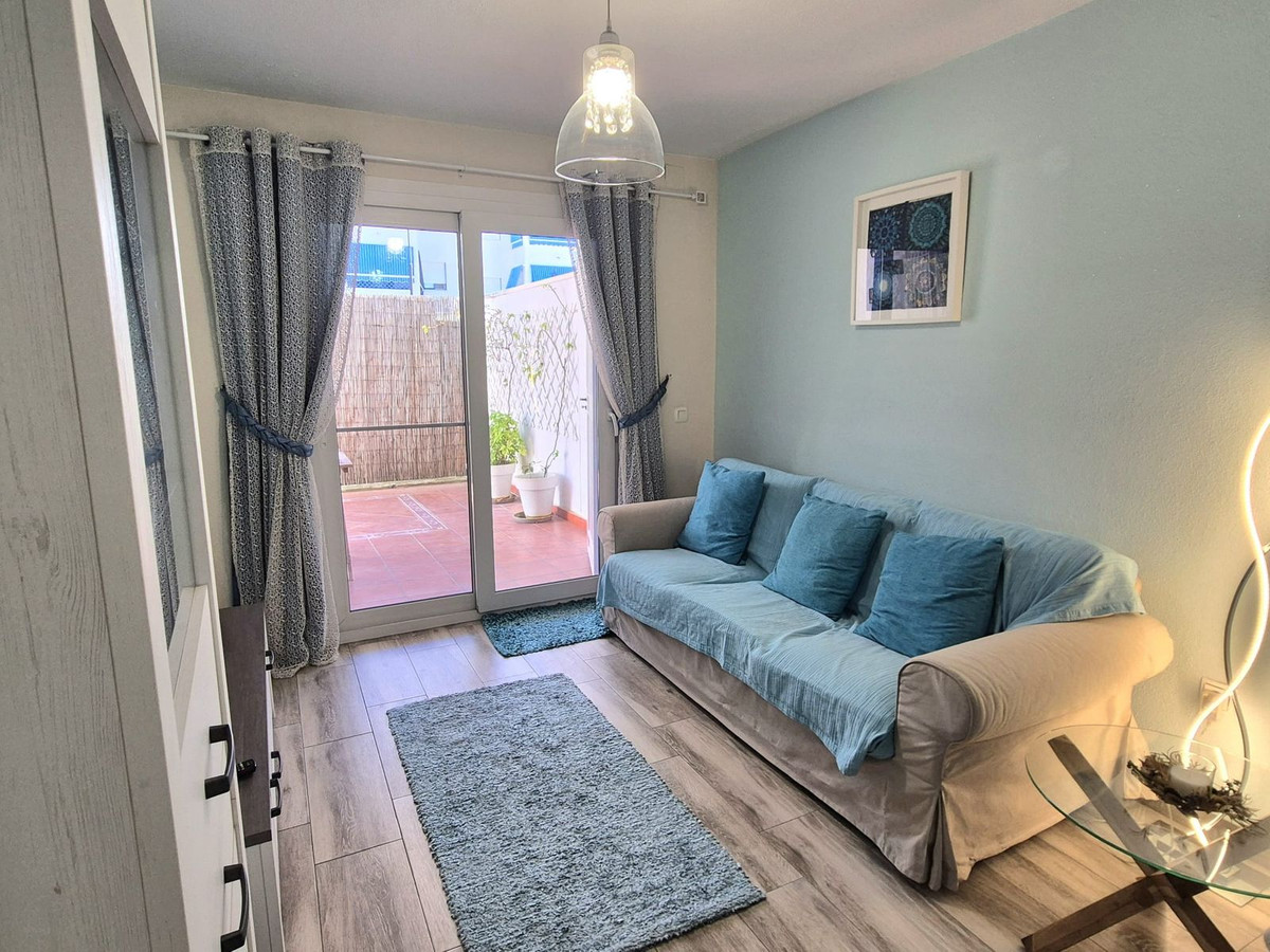 Se vende Apartamento Planta Baja de 2 dormitorios en Costa Del Sol, Málaga, España