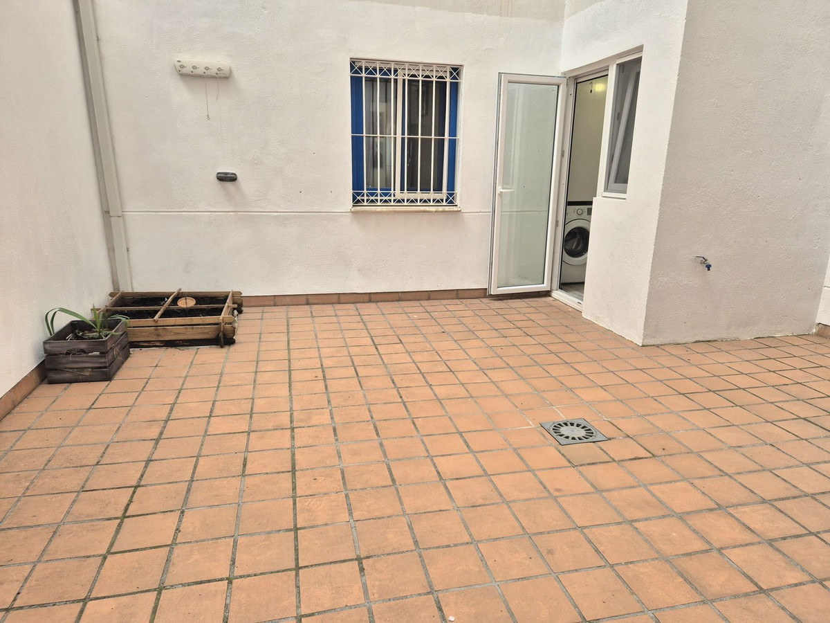 Se vende Apartamento Planta Baja de 2 dormitorios en Costa Del Sol, Málaga, España
