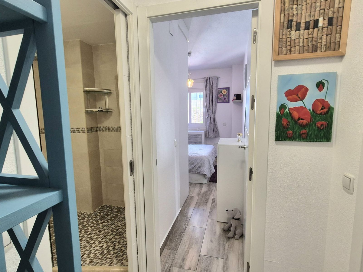 Se vende Apartamento Planta Baja de 2 dormitorios en Costa Del Sol, Málaga, España