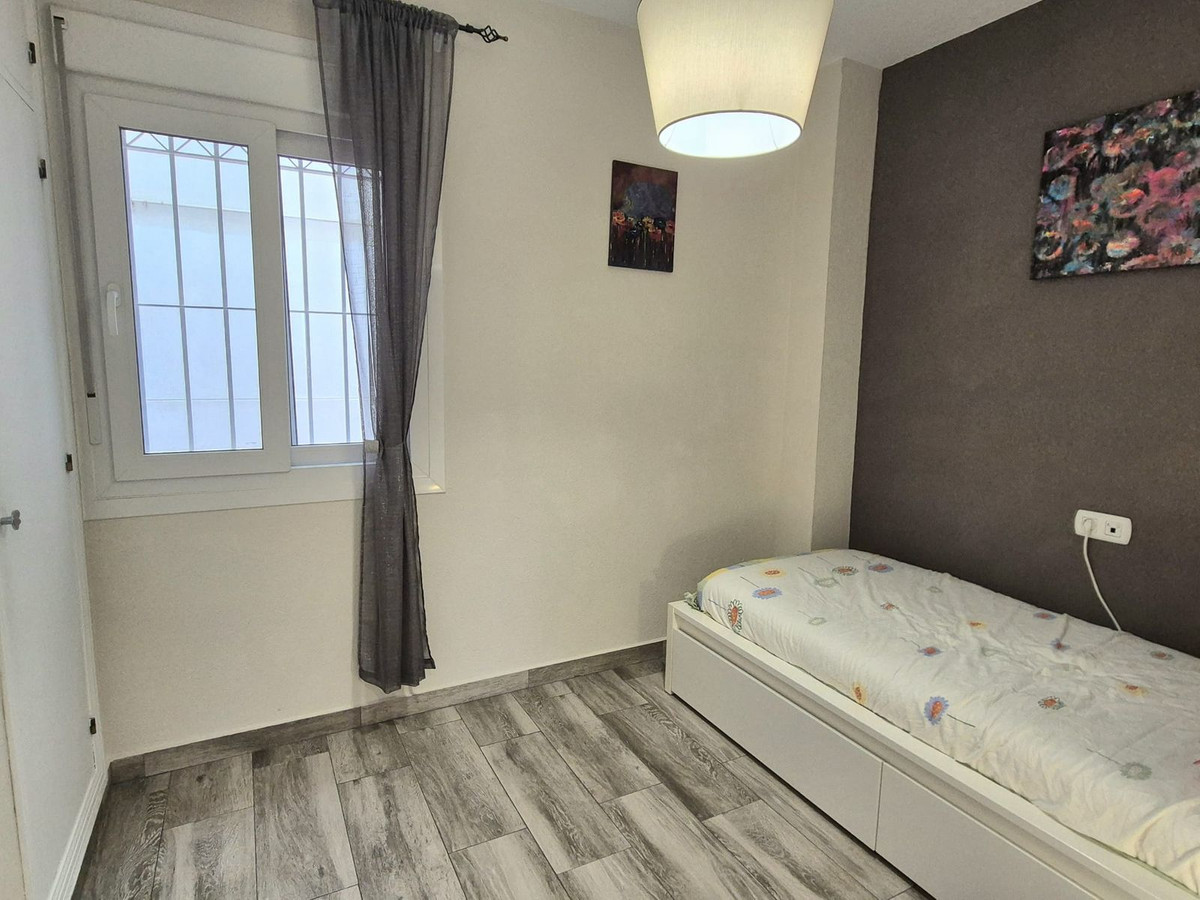 Se vende Apartamento Planta Baja de 2 dormitorios en Costa Del Sol, Málaga, España