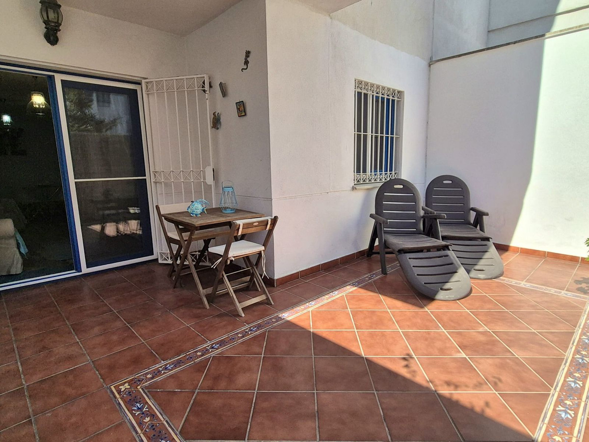 Se vende Apartamento Planta Baja de 2 dormitorios en Costa Del Sol, Málaga, España
