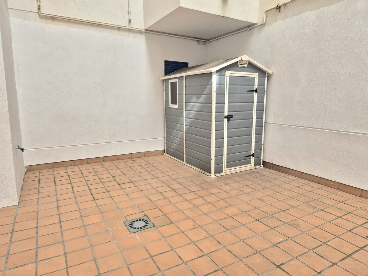Se vende Apartamento Planta Baja de 2 dormitorios en Costa Del Sol, Málaga, España