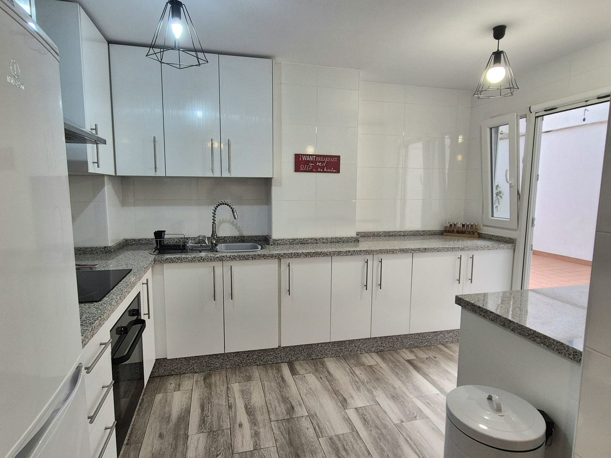 Se vende Apartamento Planta Baja de 2 dormitorios en Costa Del Sol, Málaga, España