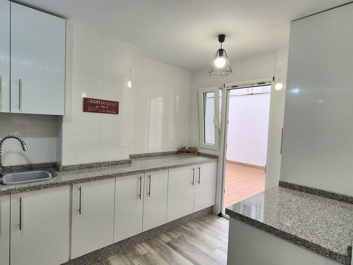 Se vende Apartamento Planta Baja de 2 dormitorios en Costa Del Sol, Málaga, España