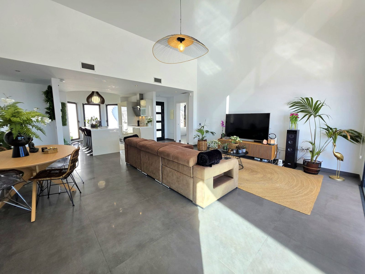 4 Bed Townhouse for sale in Estepona Costa Del Sol, Málaga, Spain