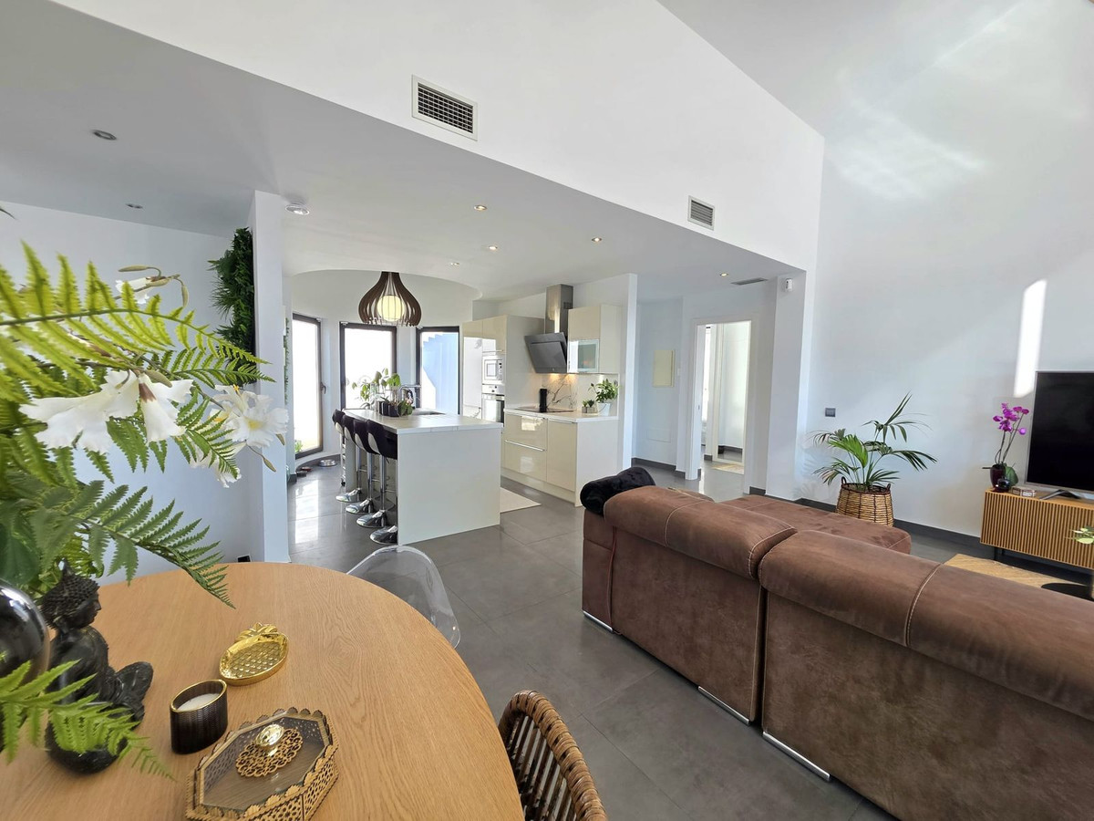 4 Bed Townhouse for sale in Estepona Costa Del Sol, Málaga, Spain
