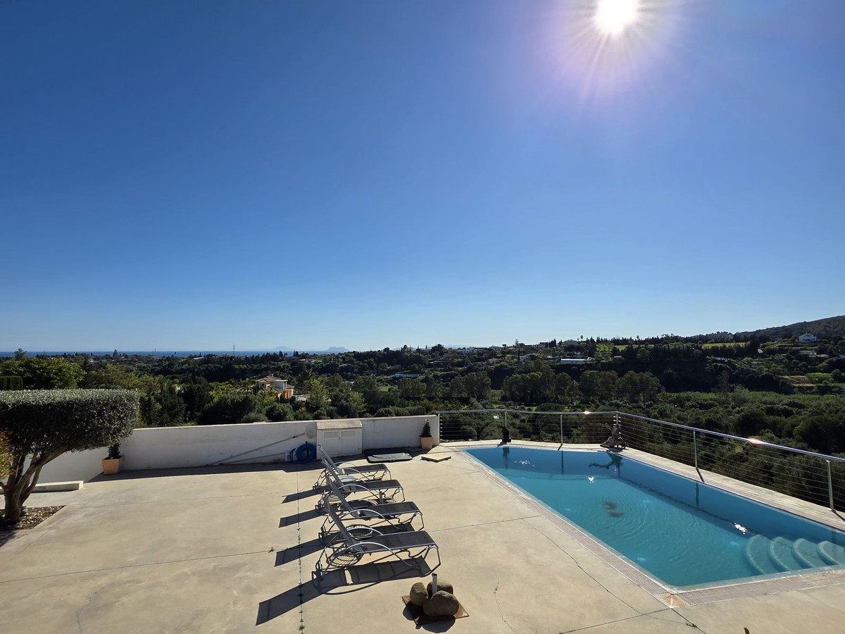 4 Bed Townhouse for sale in Estepona Costa Del Sol, Málaga, Spain